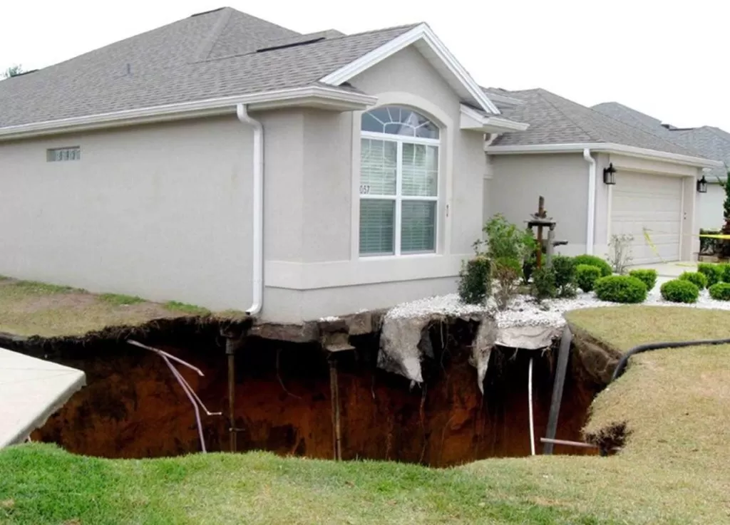 Land Sinking - Land subsidence